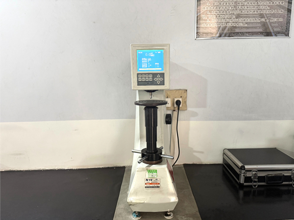 Digital Display Rockwell Hardness Tester
